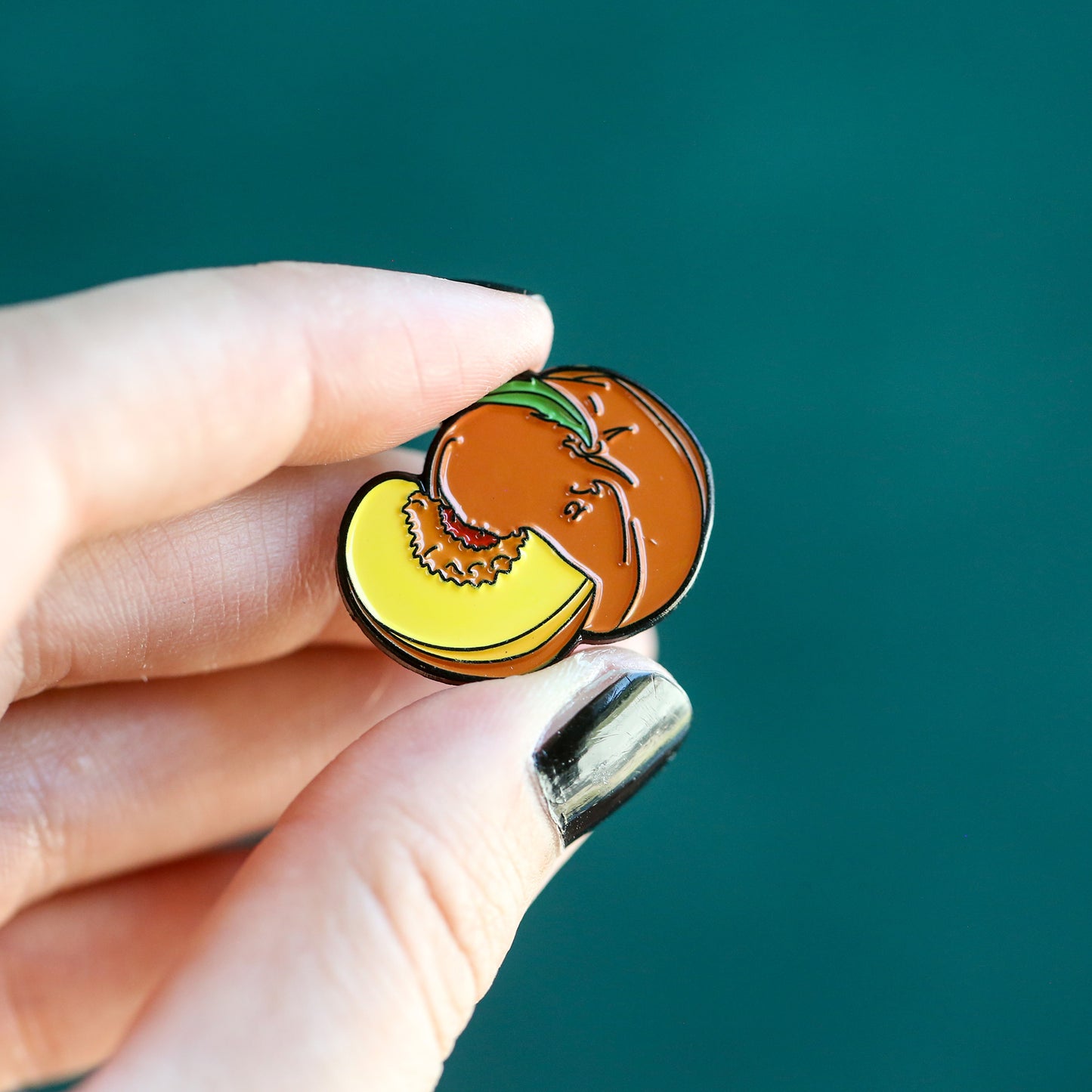 Peach - Enamel Pin